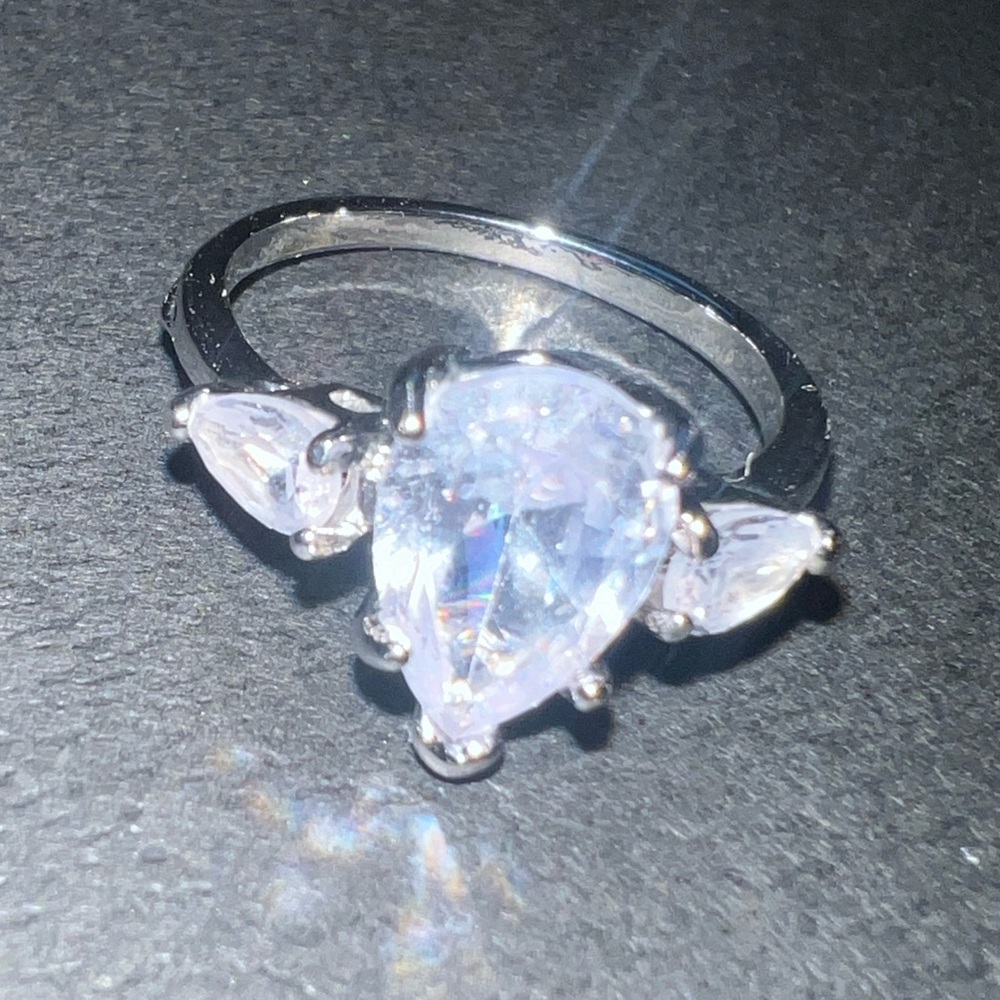 Elegant Silver Ring with Clear Stones